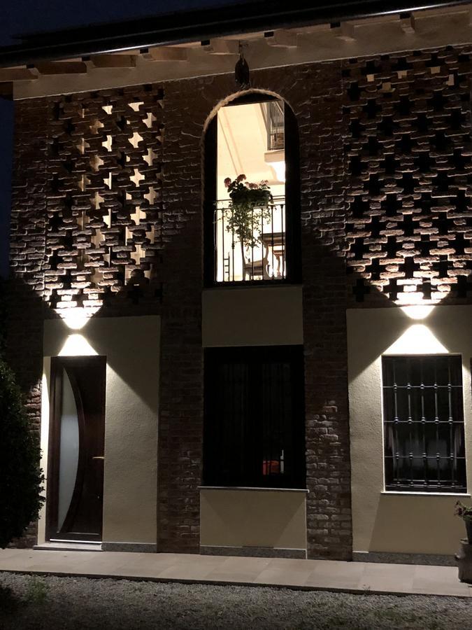 L'Ago Nel Pagliaio Apartment Turbigo ภายนอก รูปภาพ